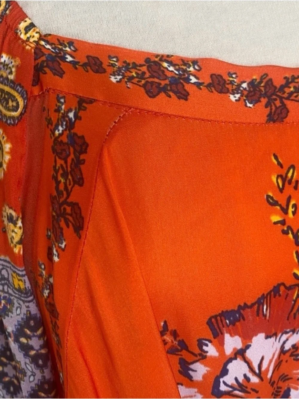 Free People Women Orange Red Paisley Satin Balloon Sleeve Blouse Size Large Boho